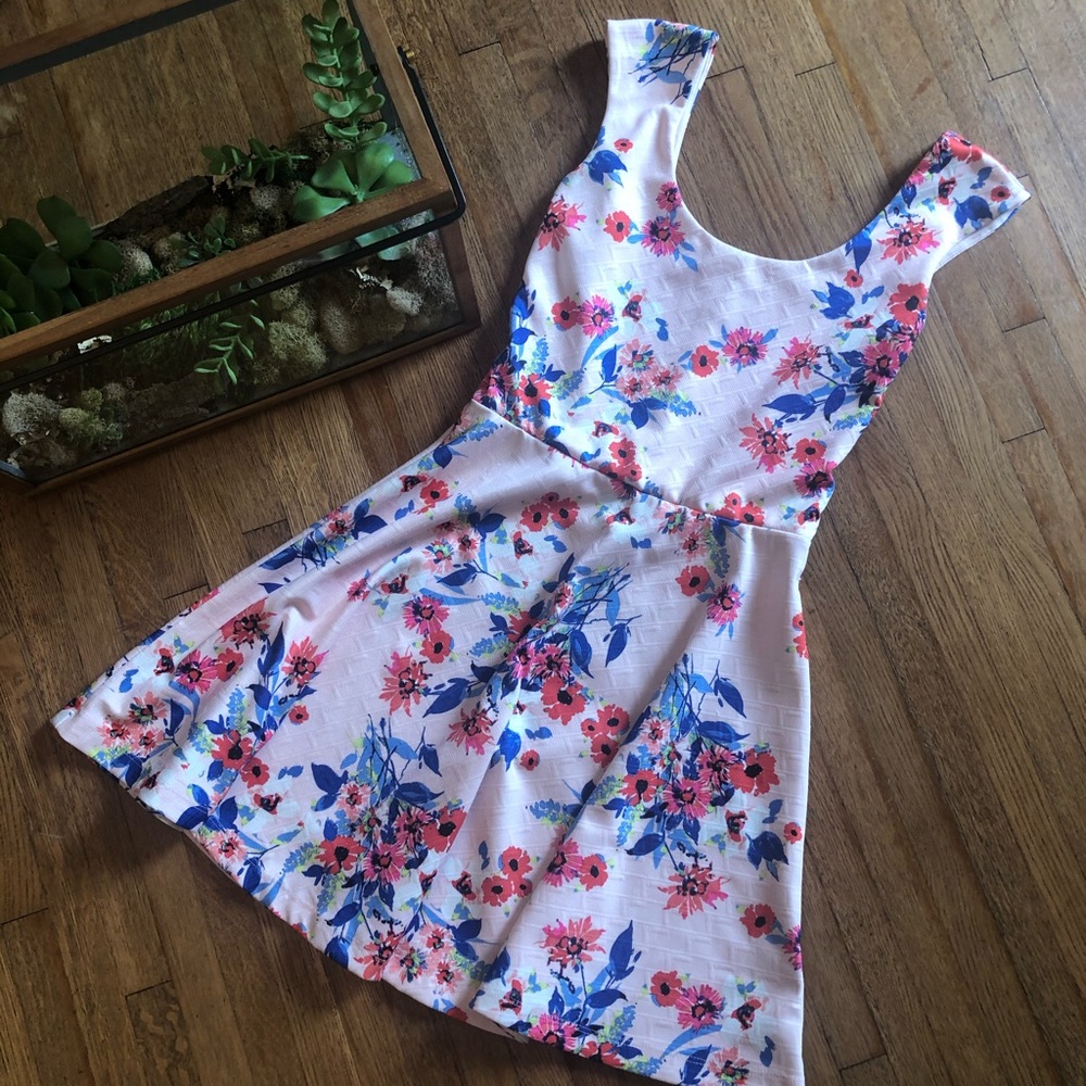 Candie’s pink floral dress